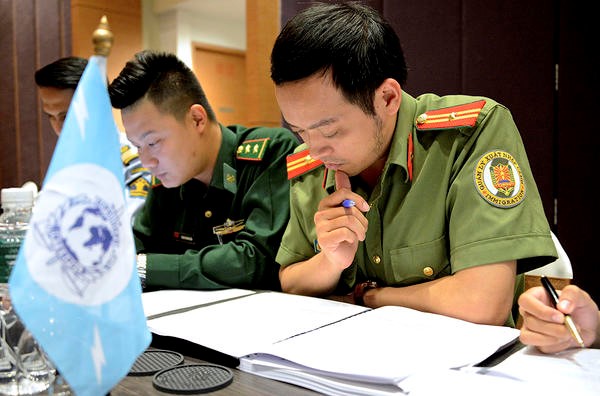 Interpol hỗ trợ cảnh sát Đông Nam Á chống nạn giấy tờ giả