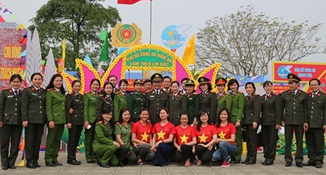 Hội phụ nữ Bộ Công an tổ chức các hoạt động chính trị, xã hội tại Nghệ an