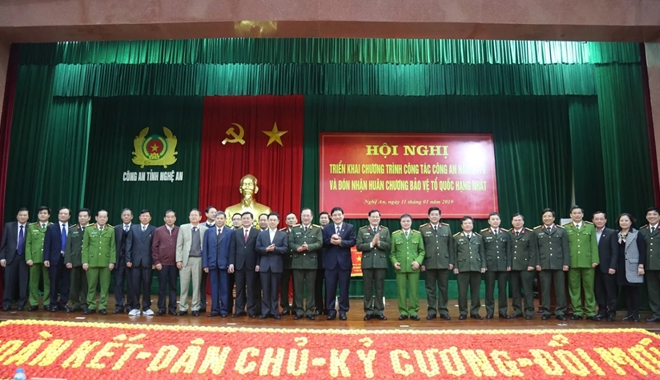 Thứ trưởng Nguyễn Văn Thành dự Hội nghị triển khai Công tác năm 2019 của Công an tỉnh Nghệ An - Ảnh minh hoạ 7