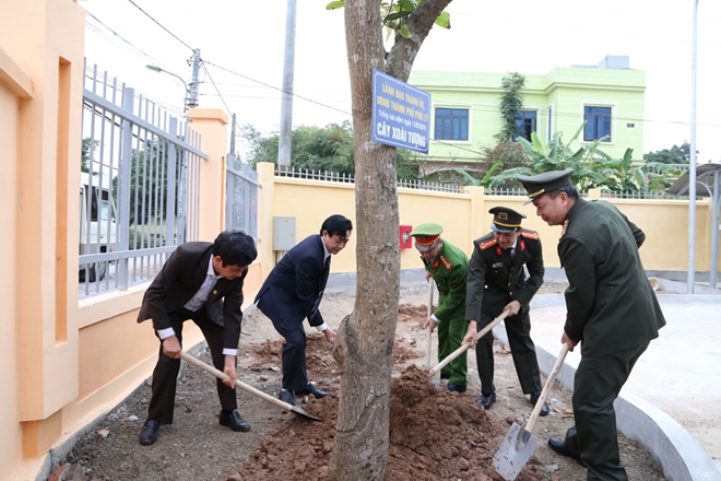 Công an tỉnh Hà Nam phát động Tết trồng cây Xuân Kỷ Hợi 2019