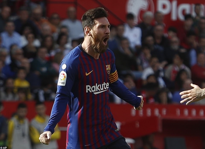 Messi cán mốc kỷ lục sau đại thắng của Barca