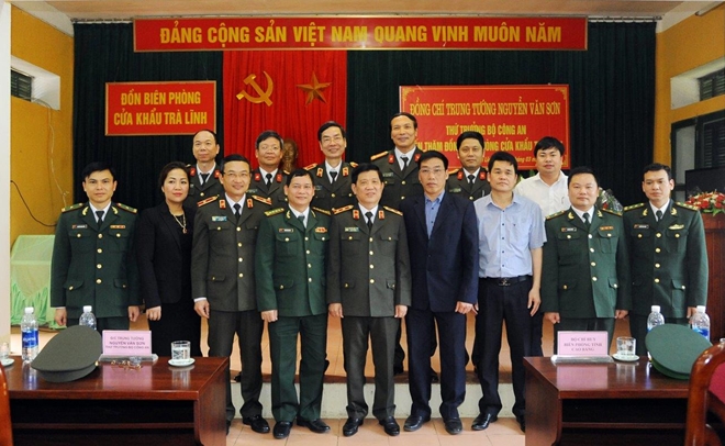 Thứ trưởng Nguyễn Văn Sơn làm việc với Đồn Biên phòng ở Cao Bằng - Ảnh minh hoạ 4