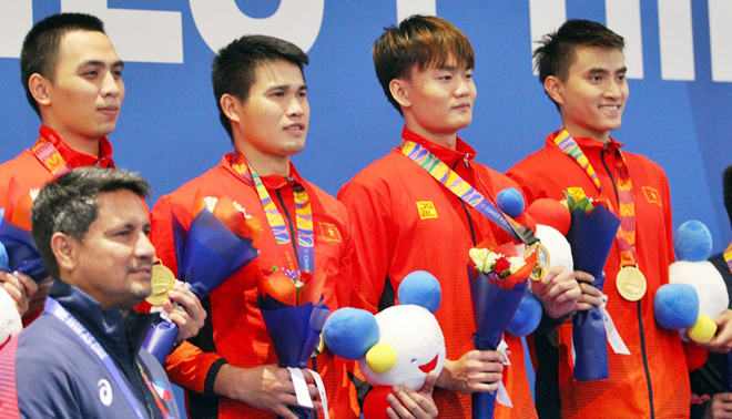 Đội kiếm chém Việt Nam giành huy chương vàng tại SEA Games góp công vào thành tích vượt trội của TTVN tại kỳ đại hội này.