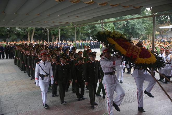Lãnh đạo Bộ Công an viếng 3 liệt sỹ CAND hy sinh tại Đồng Tâm