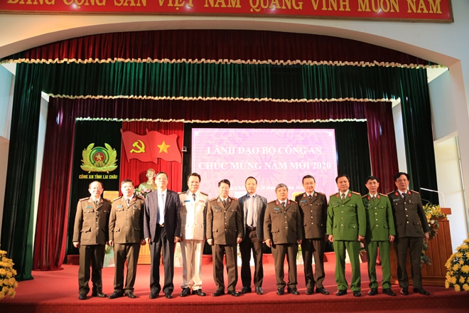 Công bố Quyết định của Bộ trưởng Bộ Công an bổ nhiệm Giám đốc Công an tỉnh Lai Châu - Ảnh minh hoạ 4