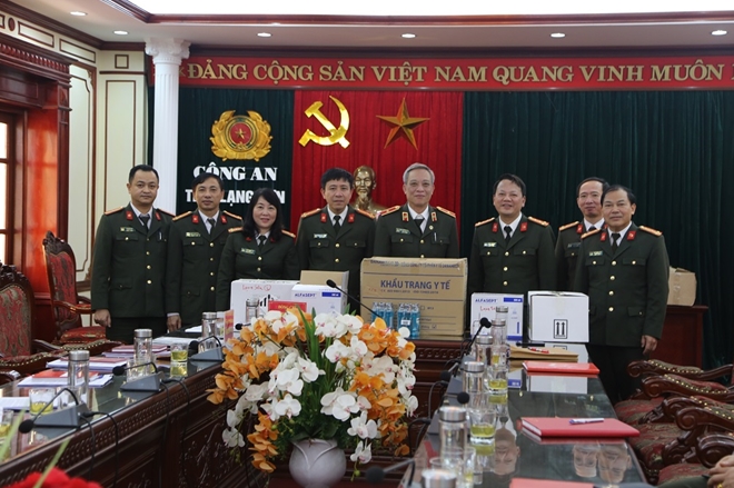 Kiểm tra công tác phòng chống dịch Covid-19 tại Công an Lạng Sơn
