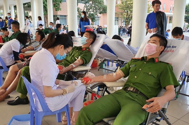 Tuổi trẻ Công an TP Đà Nẵng tham gia hiến máu tình nguyện