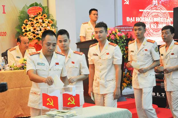 Đại hội Đảng bộ Công an cửa khẩu cảng hàng không quốc tế Cam Ranh
