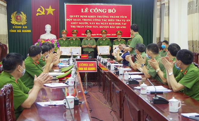 Khen thưởng các đơn vị phá nhanh vụ án giết người ở Hà Giang
