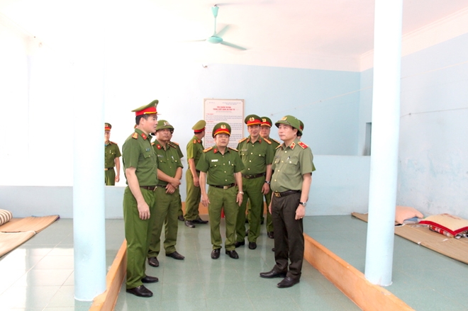 Trại giam Phú Sơn 4 làm tốt công tác quản lý, cải tạo, giáo dục phạm nhân - Ảnh minh hoạ 2