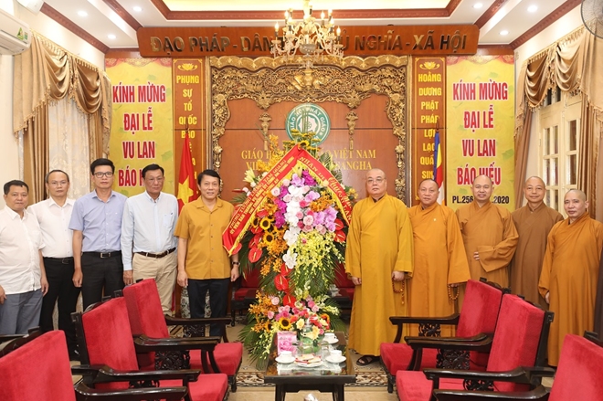 Thứ trưởng Lương Tam Quang chúc mừng tăng ni, phật tử nhân lễ Vu Lan