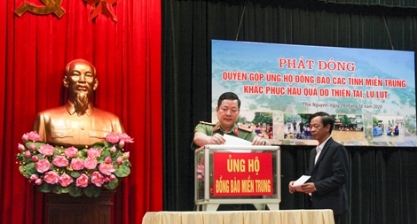 Công an tỉnh Thái Nguyên quyên góp 200 triệu ủng hộ đồng bào miền Trung