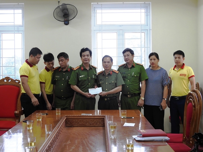 Báo CAND và Công ty NCT3 trao hỗ trợ người dân Quảng Trị bị lũ lụt - Ảnh minh hoạ 7