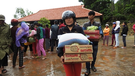 Người dân TP Ninh Bình chia sẻ khó khăn với đồng bào Quảng Trị bị lũ lụt - Ảnh minh hoạ 3