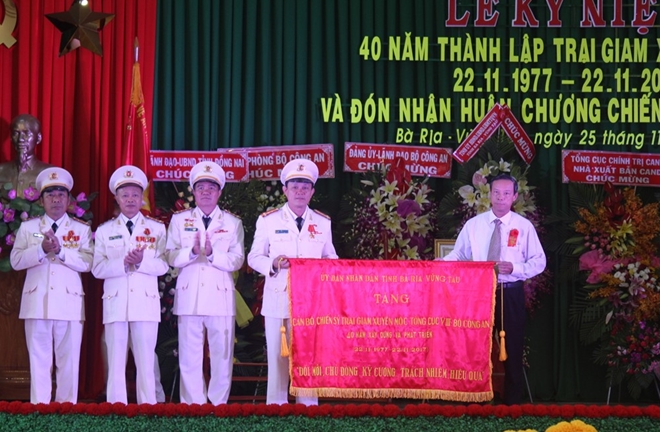 Trại giam Xuyên Mộc đón nhận Huân chương Chiến công hạng Nhì - Ảnh minh hoạ 4