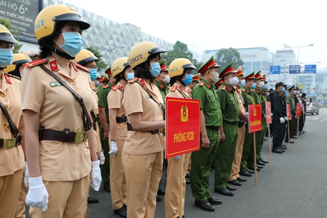 Công an TP Hồ Chí Minh triển khai nhiều hoạt động bảo vệ an toàn Đại hội Đảng lần thứ XIII - Ảnh minh hoạ 3