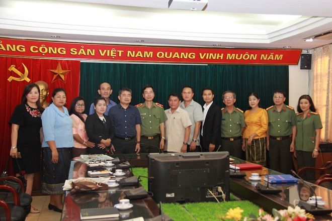 Đoàn đại biểu Bộ Thông tin, Văn hoá và Du lịch Lào thăm, làm việc tại Báo CAND - Ảnh minh hoạ 6