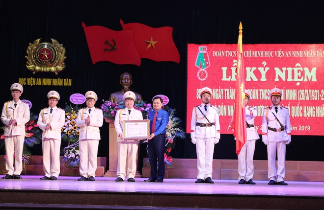 Đoàn Thanh niên Học viện ANND đón nhận Huân chương Bảo vệ Tổ quốc hạng Nhất - Ảnh minh hoạ 2