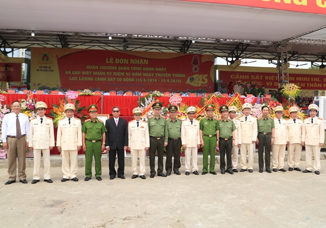Bộ Tư lệnh Cảnh sát cơ động đón nhận Huân chương Quân công hạng Nhất - Ảnh minh hoạ 9