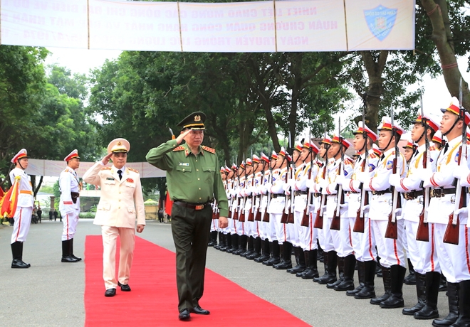 Bộ Tư lệnh Cảnh sát cơ động đón nhận Huân chương Quân công hạng Nhất - Ảnh minh hoạ 2