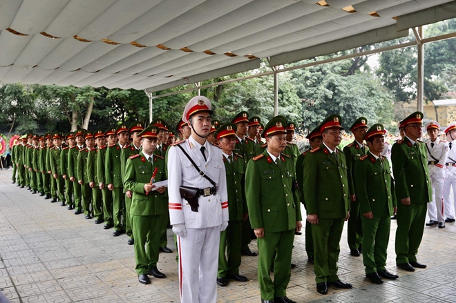Đồng đội nghẹn ngào tiễn đưa hai người con của Trung đoàn CSCĐ Thủ đô - Ảnh minh hoạ 4