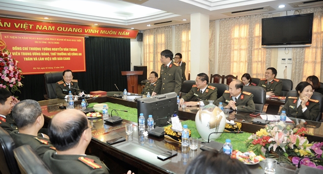 Thứ trưởng Nguyễn Văn Thành chúc mừng Báo CAND nhân kỷ niệm 74 năm Ngày phát hành số báo đầu tiên - Ảnh minh hoạ 8