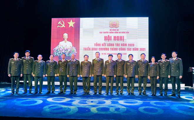 Bộ trưởng Tô Lâm chỉ đạo Hội nghị triển khai công tác Cục Truyền thông CAND - Ảnh minh hoạ 13
