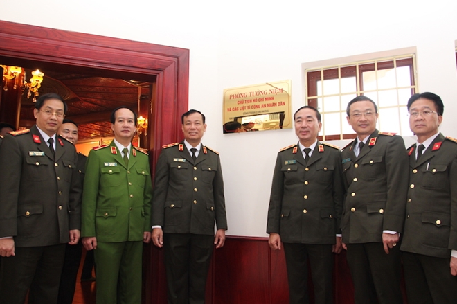 Khánh thành Phòng tưởng niệm Chủ tịch Hồ Chí Minh và các liệt sỹ CAND