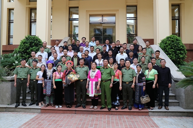 Gặp mặt đoàn đại biểu người uy tín trong dân tộc thiểu số tỉnh Lai Châu - Ảnh minh hoạ 6