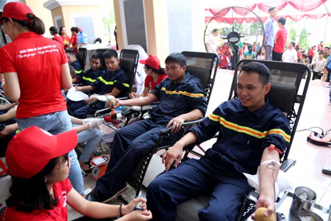 Hơn 2.000 người tham gia hiến máu tình nguyện ở Thái Nguyễn - Ảnh minh hoạ 2