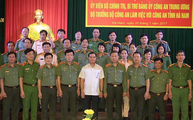 Bộ trưởng Tô Lâm thăm, làm việc tại Công an tỉnh Hà Nam - Ảnh minh hoạ 5