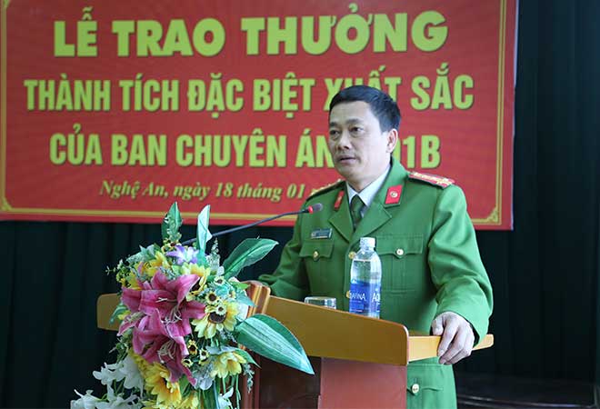 Trao thưởng chuyên án triệt phá ổ nhóm đánh bạc quy mô lớn