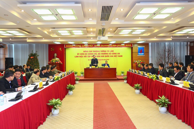 Toàn cảnh buổi làm việc.