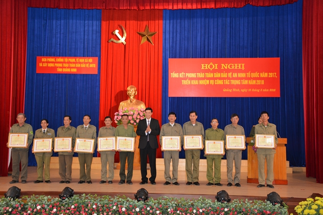 Quảng Ninh đẩy mạnh phong trào toàn dân bảo vệ ANTQ - Ảnh minh hoạ 2