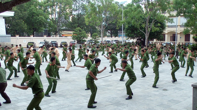 Bế mạc lớp tập huấn điều lệnh võ thuật quân sự 2019 Công an tỉnh Thanh Hóa - Ảnh minh hoạ 3