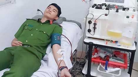 Thượng sỹ Công an kịp thời hiến máu cứu người