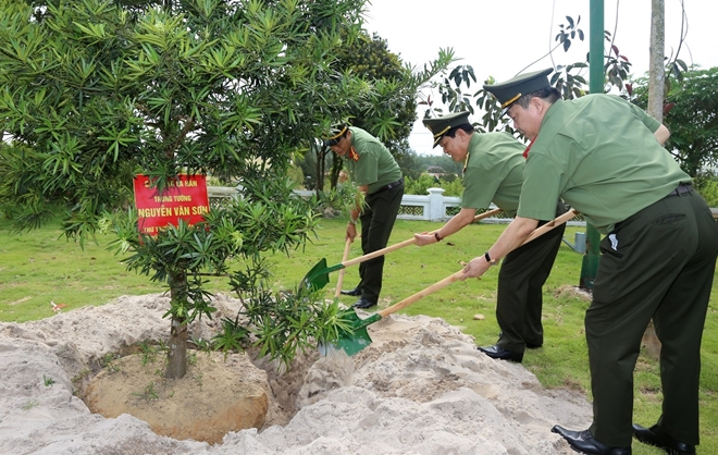 Thứ trưởng Nguyễn Văn Sơn làm việc tại Quảng Ninh - Ảnh minh hoạ 3