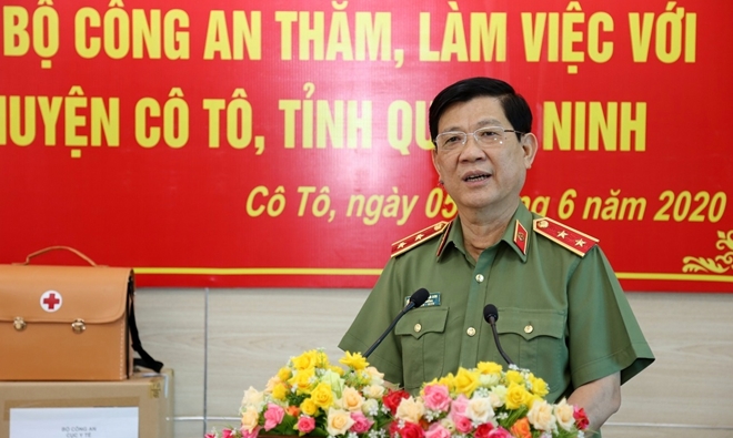 Thứ trưởng Nguyễn Văn Sơn làm việc tại Quảng Ninh
