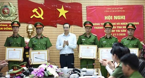 Khen thưởng các đơn vị khám phá nhanh vụ cướp ngân hàng BIDV Ngọc Khánh