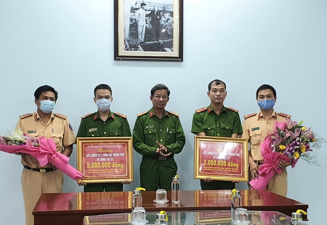 Công an TP Đà Nẵng khen thưởng lực lượng  tuần tra 911