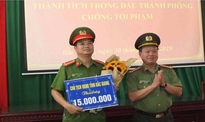 Chủ tịch tỉnh Bắc Giang khen thưởng Phòng CSĐT tội phạm về ma tuý