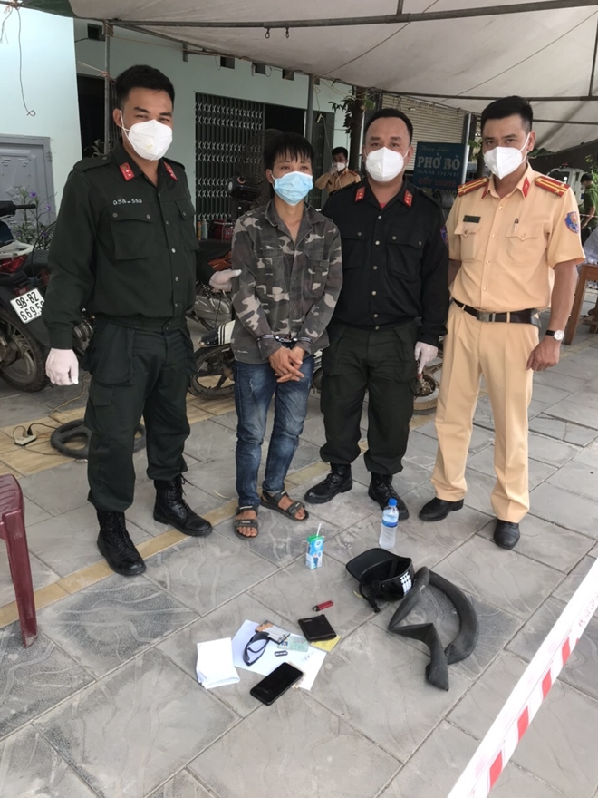 CSGT Bắc Giang: Đội nắng, vượt mưa vừa chống dịch vừa bảo đảm ATGT - Ảnh minh hoạ 4