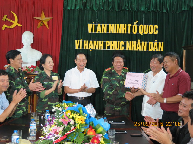 Khen thưởng Ban chuyên án phá vụ sát hại 4 bà cháu ở Quảng Ninh