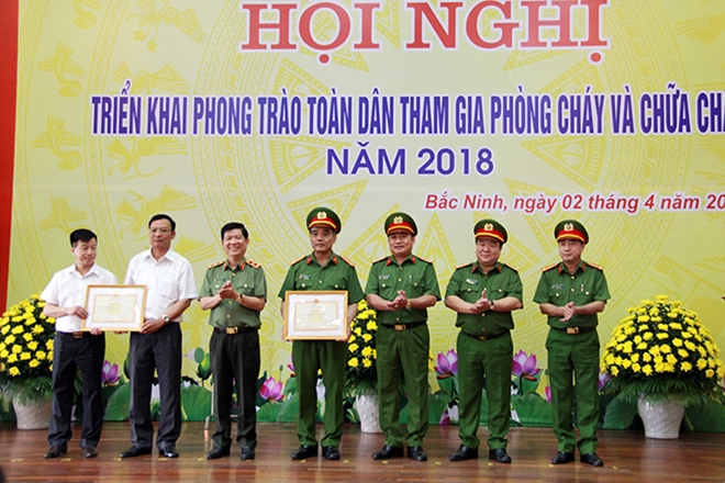 Chú trọng thực hiện 4 tại chỗ trong Phòng cháy chữa cháy