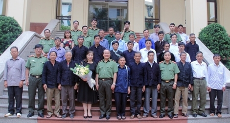 Gặp mặt Đoàn đại biểu người có uy tín dân tộc thiểu số tỉnh Lai Châu