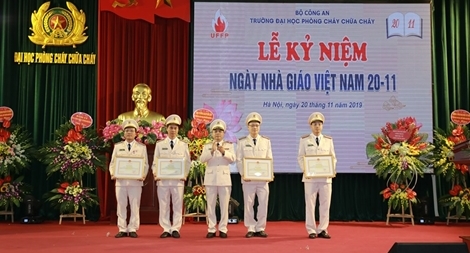 Trường Đại học PCCC kỷ niệm 37 năm Ngày Nhà giáo Việt Nam