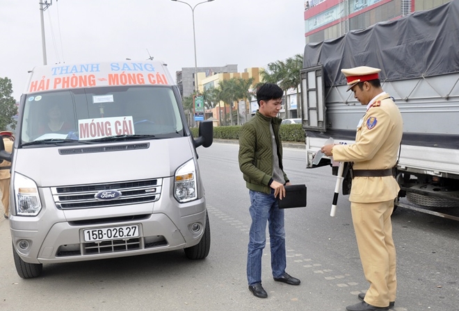 CSGT Quảng Ninh đảm bảo an toàn giao thông cho nhân dân đón Tết - Ảnh minh hoạ 6