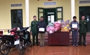 Hai đối tượng vận chuyển thuê 113kg pháo qua biên giới bị bắt Hai đối tượng vận chuyển thuê 113kg pháo qua biên giới bị bắt