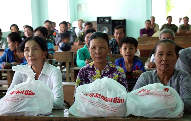 Chút tình Xuân về với đồng bào nghèo Trà Vinh và xứ Dừa - Ảnh minh hoạ 10