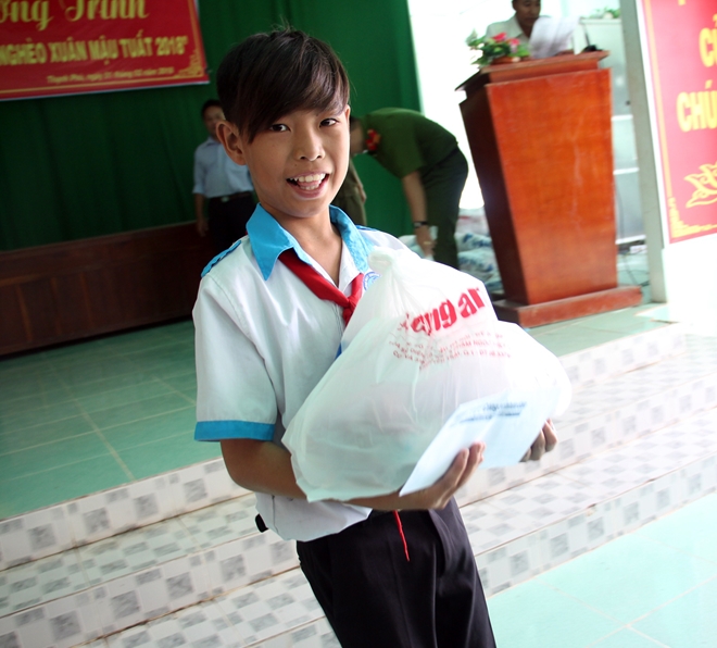 Chút tình Xuân về với đồng bào nghèo Trà Vinh và xứ Dừa - Ảnh minh hoạ 16